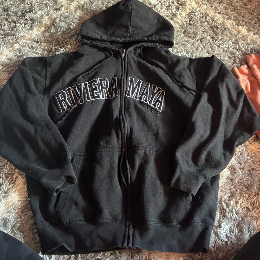 black zip up sweatshirt